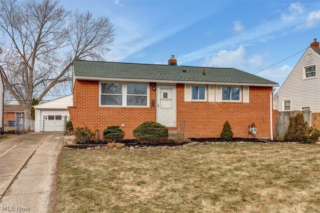 6330 Sandfield Drive, Brook Park, OH 44142