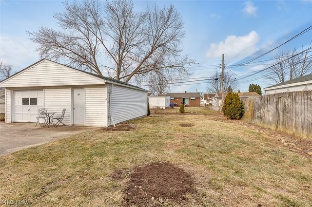 6330 Sandfield Drive, Brook Park, OH 44142