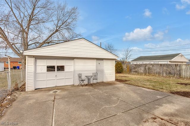 6330 Sandfield Drive, Brook Park, OH 44142