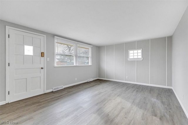 6330 Sandfield Drive, Brook Park, OH 44142