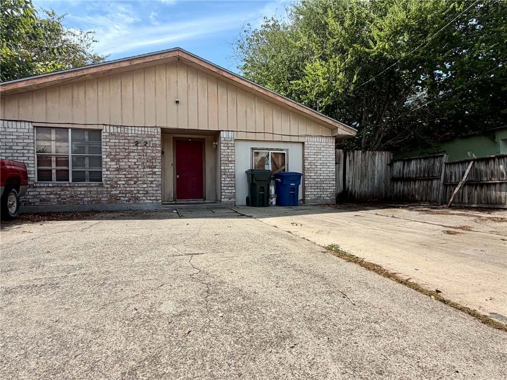 2929 Mary St, Corpus Christi, TX 78405 — exterior
