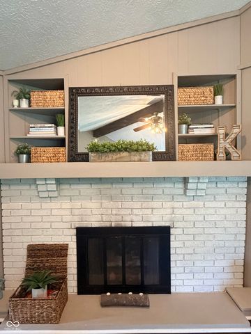 325 Rolling Trails Road, Greenwood, IN 46142
