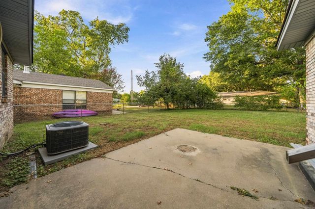 6613 Stonehedge Road, North Little Rock, AR 72117