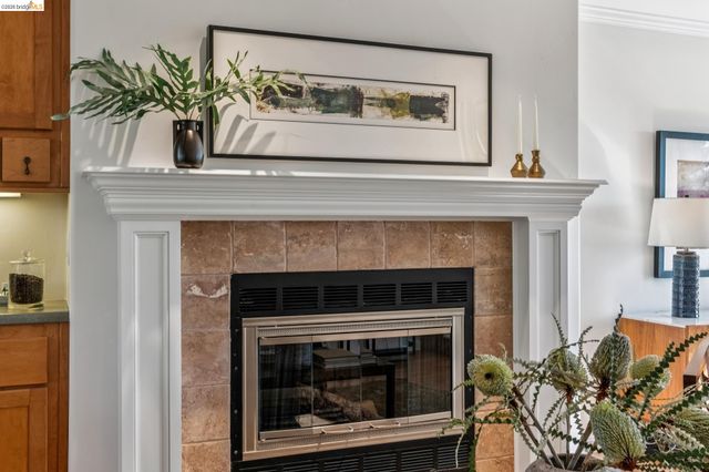 5861 Bernhard Ave, Richmond, CA 94805