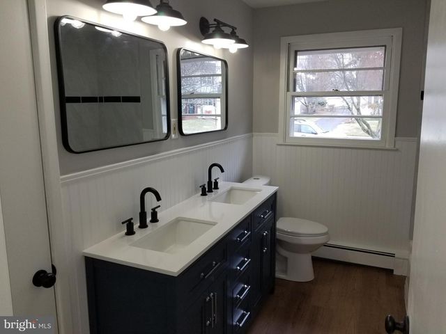 106 REVIEW AVE, Trenton, NJ 08648