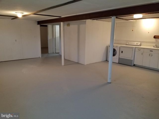 106 REVIEW AVE, Trenton, NJ 08648