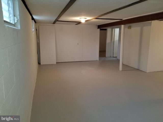 106 REVIEW AVE, Trenton, NJ 08648