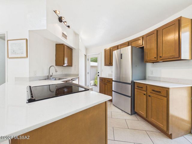 1720 N Nancy Rose Boulevard, Tucson, AZ 85712
