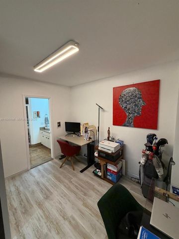 1581 Brickell Ave 2005, Miami, FL 33129