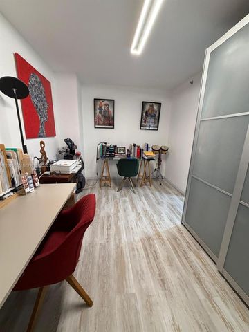 1581 Brickell Ave 2005, Miami, FL 33129