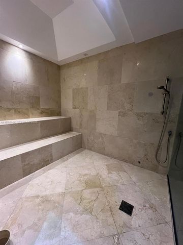 1581 Brickell Ave 2005, Miami, FL 33129