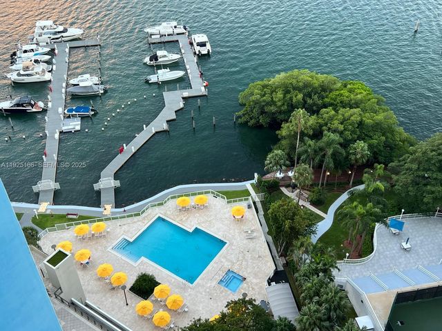 1581 Brickell Ave 2005, Miami, FL 33129