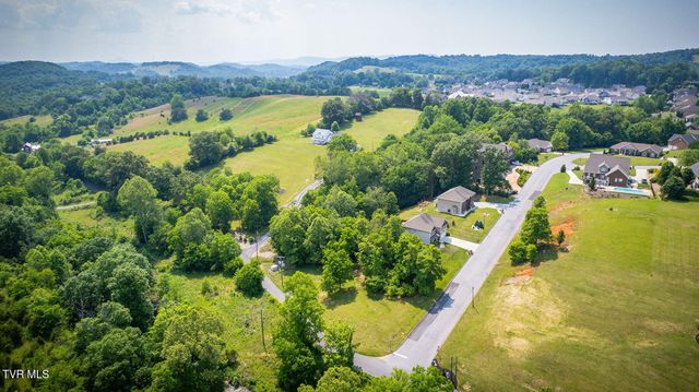 178 Warrior Falls Drive, Kingsport, TN 37664