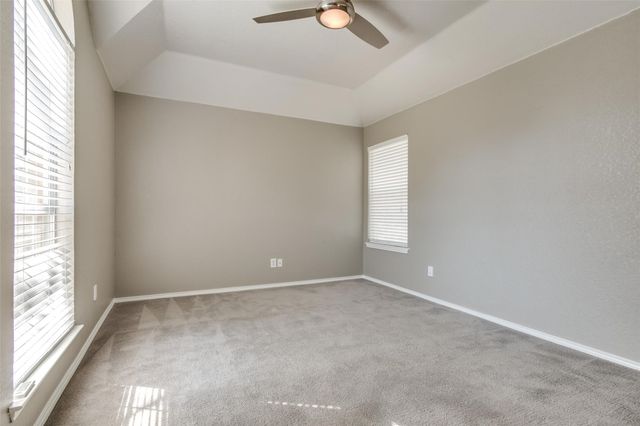 1214 Sandhurst Court, Grapevine, TX 76051