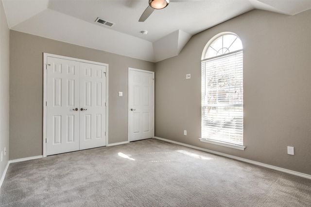 1214 Sandhurst Court, Grapevine, TX 76051