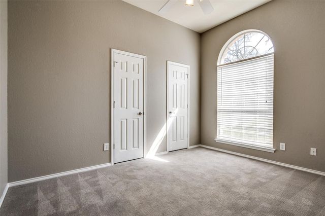 1214 Sandhurst Court, Grapevine, TX 76051