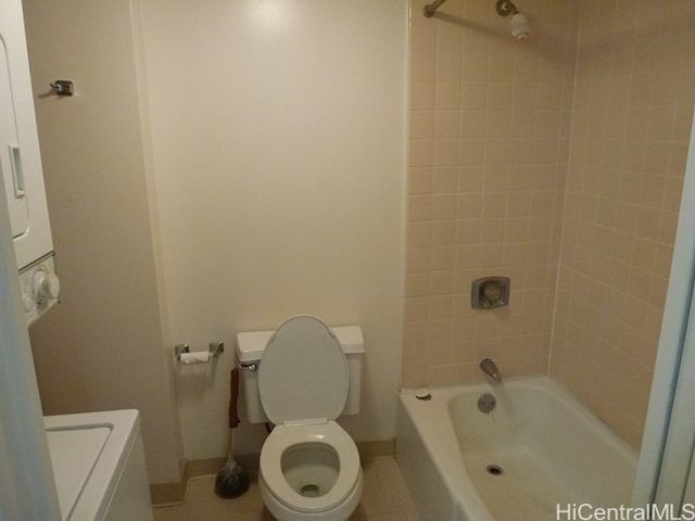 98-402 Koauka Loop 410, Aiea, HI 96701