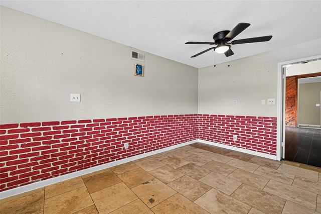 6401 Deihl Road 1105, Houston, TX 77092