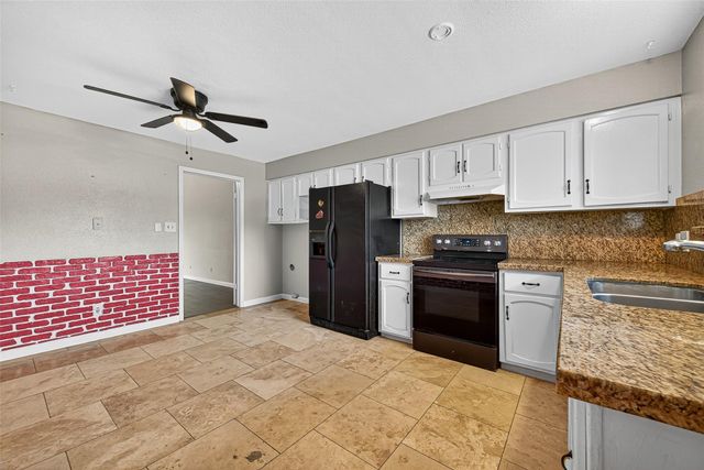 6401 Deihl Road 1105, Houston, TX 77092