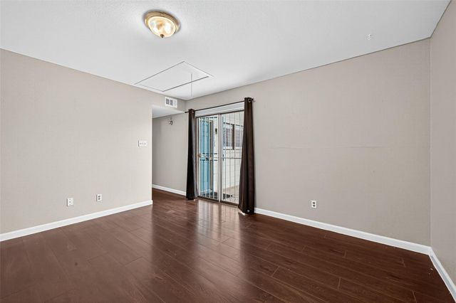 6401 Deihl Road 1105, Houston, TX 77092