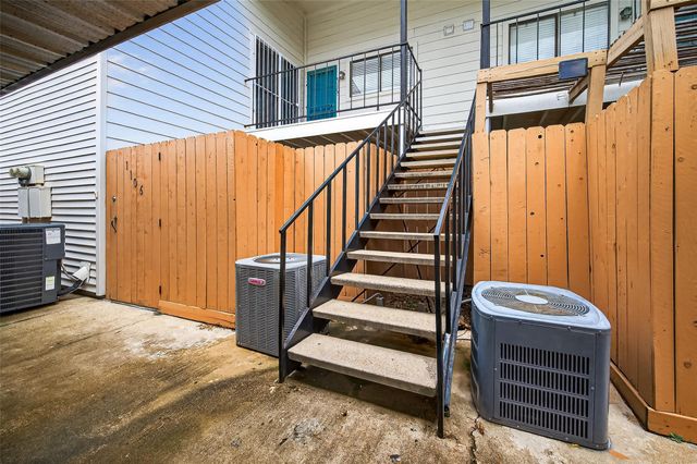 6401 Deihl Road 1105, Houston, TX 77092