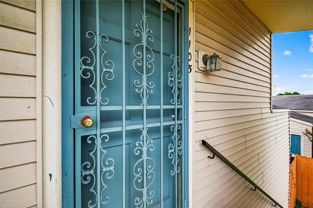 6401 Deihl Road 1105, Houston, TX 77092