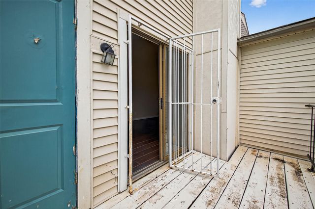 6401 Deihl Road 1105, Houston, TX 77092
