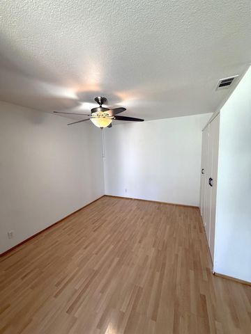 7014 Shiloh Pl, Stockton, CA 95219