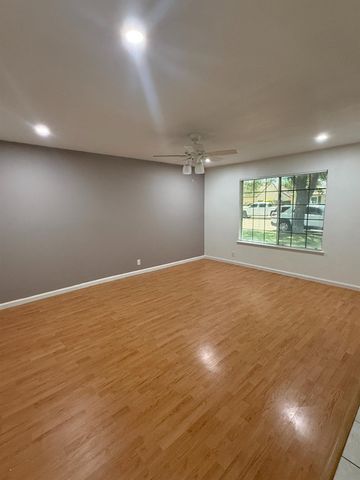 7014 Shiloh Pl, Stockton, CA 95219