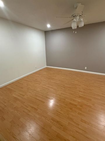7014 Shiloh Pl, Stockton, CA 95219