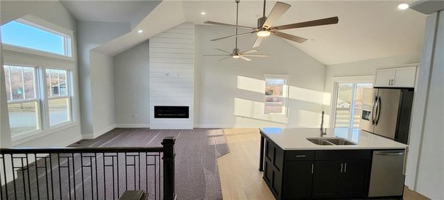 219 SE 141st Road, Warrensburg, MO 64093