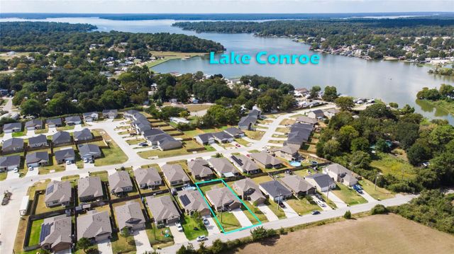 14519 Weir Creek Road, Willis, TX 77318
