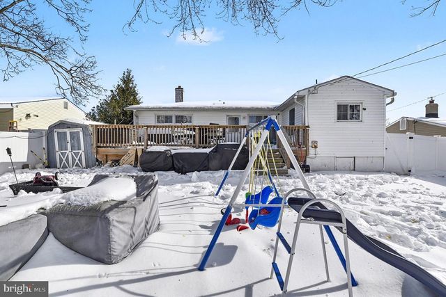 8806 LAKEWOOD, Parkville, MD 21234