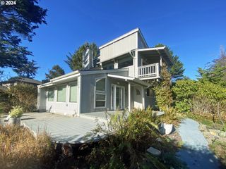 270 ALLEN Ln, Brookings, OR 97415