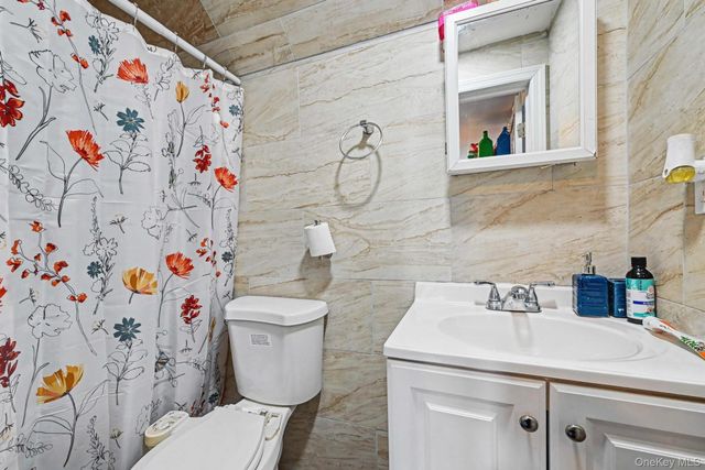 8311 Little Neck Parkway, Glen Oaks, NY 11004