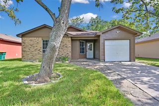 405 Beech Street, La Marque, TX 77568