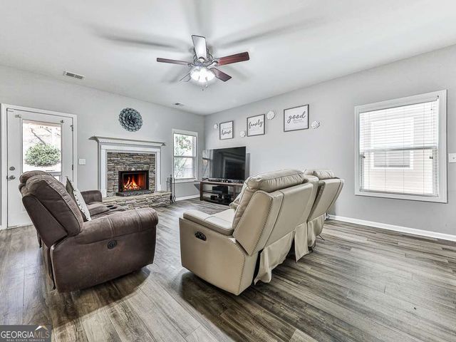 405 Reinhardt Lane, Ball Ground, GA 30107