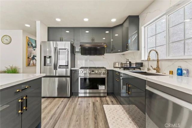 9 Southampton, Irvine, CA 92620