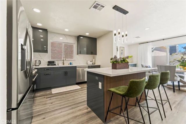 9 Southampton, Irvine, CA 92620