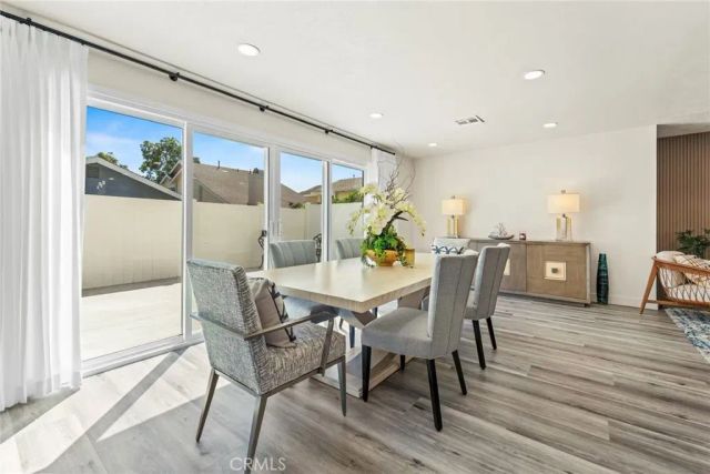 9 Southampton, Irvine, CA 92620