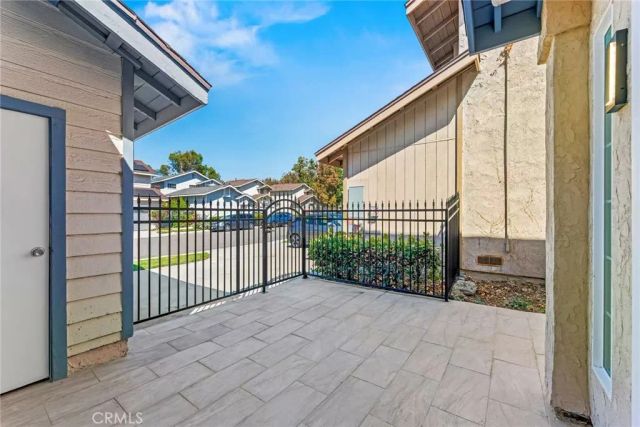 9 Southampton, Irvine, CA 92620