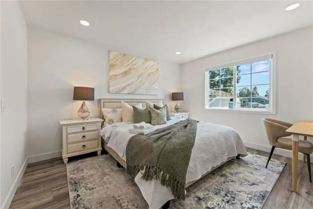 9 Southampton, Irvine, CA 92620