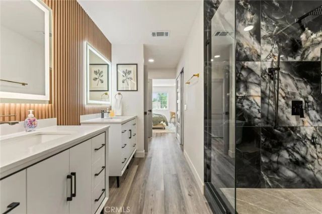 9 Southampton, Irvine, CA 92620