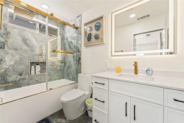 9 Southampton, Irvine, CA 92620