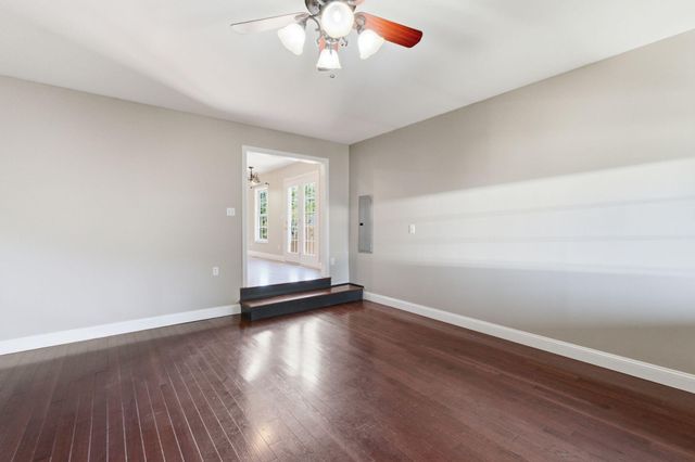 5109 Pebble Beach Court, Lawrenceburg, KY 40342