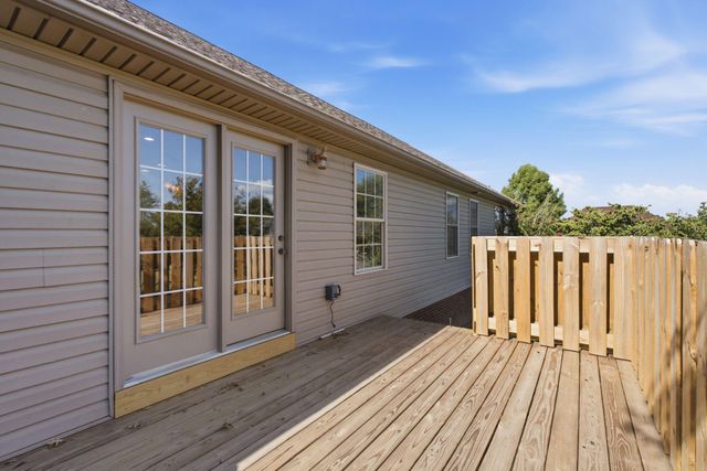 5109 Pebble Beach Court, Lawrenceburg, KY 40342
