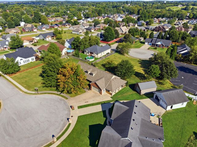 5109 Pebble Beach Court, Lawrenceburg, KY 40342