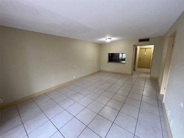 1240 S Military Trail 1121, Deerfield Beach, FL 33442
