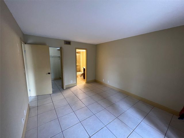1240 S Military Trail 1121, Deerfield Beach, FL 33442