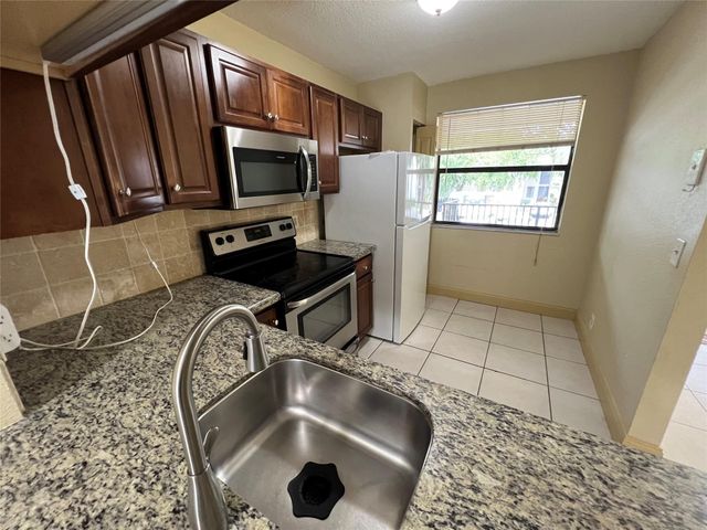 1240 S Military Trail 1121, Deerfield Beach, FL 33442